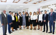 First VP Mehriban Aliyeva views conditions created at newly-renovated school No 113 in Kurdakhani (PHOTO) (UPDATE)