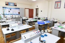 Azerbaijani president views conditions at newly-reconstructed school in Baku's Surakhani (PHOTO)