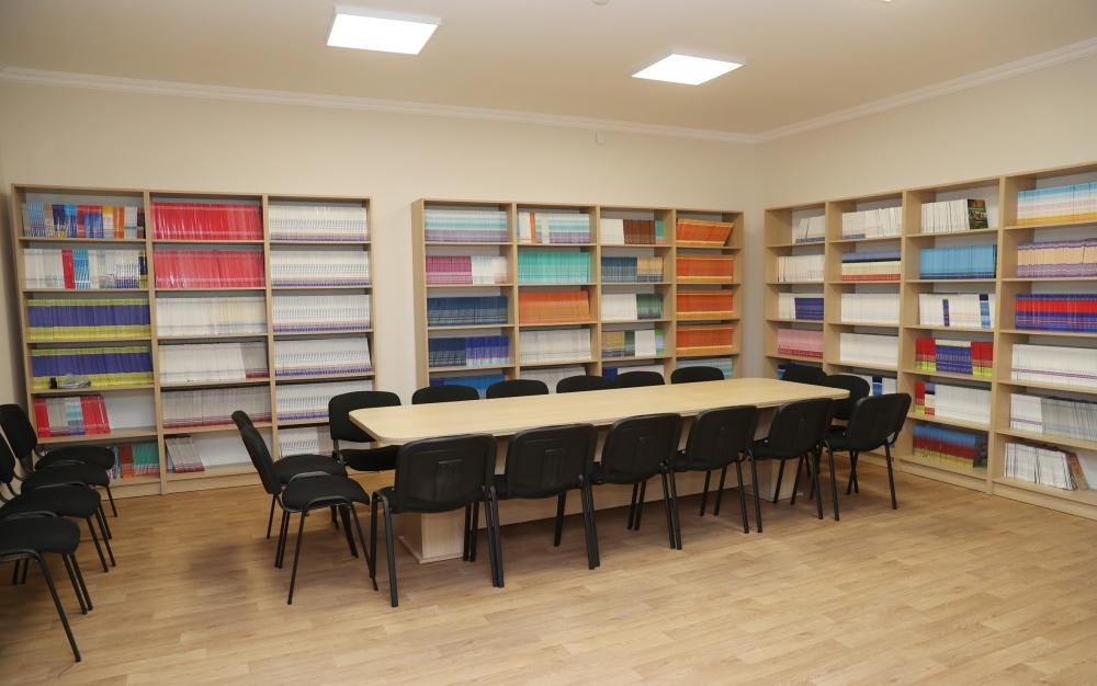 First VP Mehriban Aliyeva views conditions created at newly-renovated school No 113 in Kurdakhani (PHOTO) (UPDATE)
