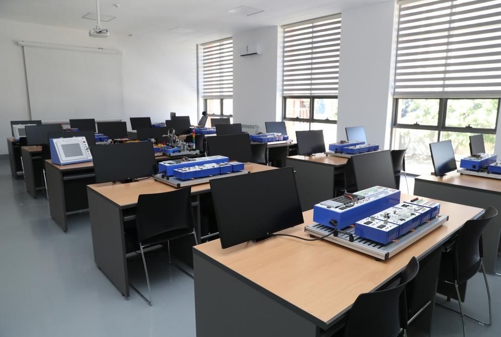 President Ilham Aliyev inaugurates Baku State Vocational Education Centre on Industry and Innovation (PHOTO)