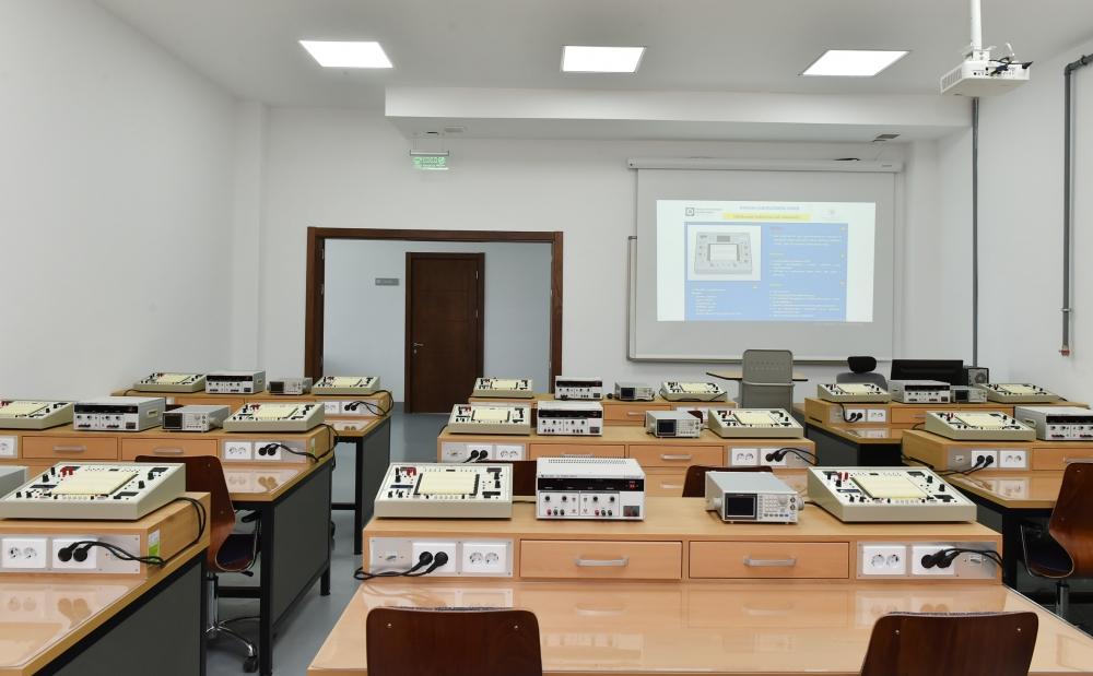 President Ilham Aliyev inaugurates Baku State Vocational Education Centre on Industry and Innovation (PHOTO)