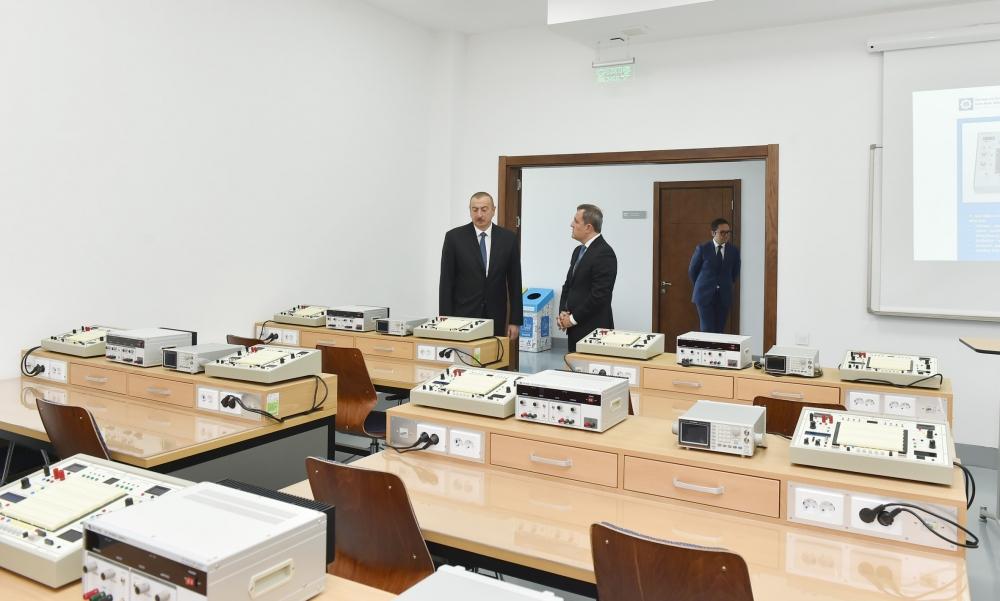 President Ilham Aliyev inaugurates Baku State Vocational Education Centre on Industry and Innovation (PHOTO)