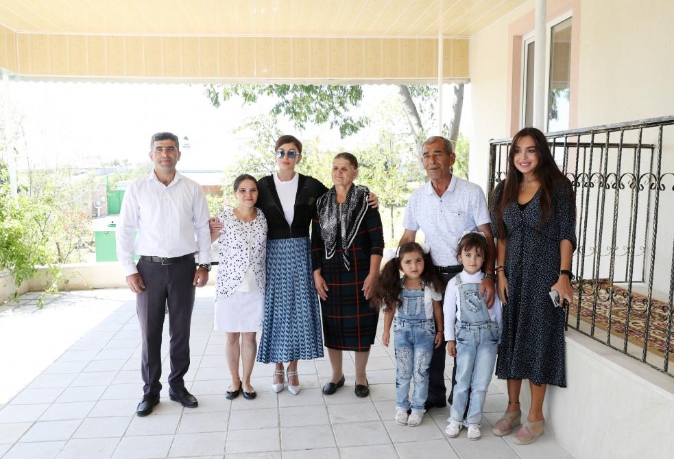 First Vice-President Mehriban Aliyeva viewed new house built instead of quake-damaged one in Mughanli village (PHOTO)