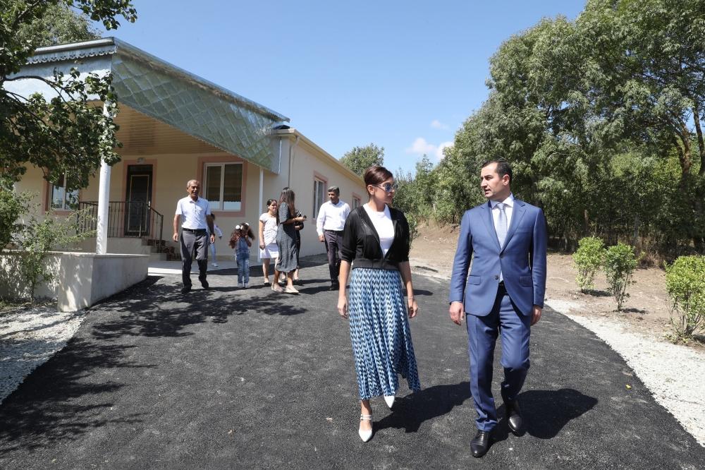 First Vice-President Mehriban Aliyeva viewed new house built instead of quake-damaged one in Mughanli village (PHOTO)