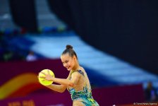 Best moments of 2nd day of Rhythmic Gymnastics World Championships in Baku (PHOTO)