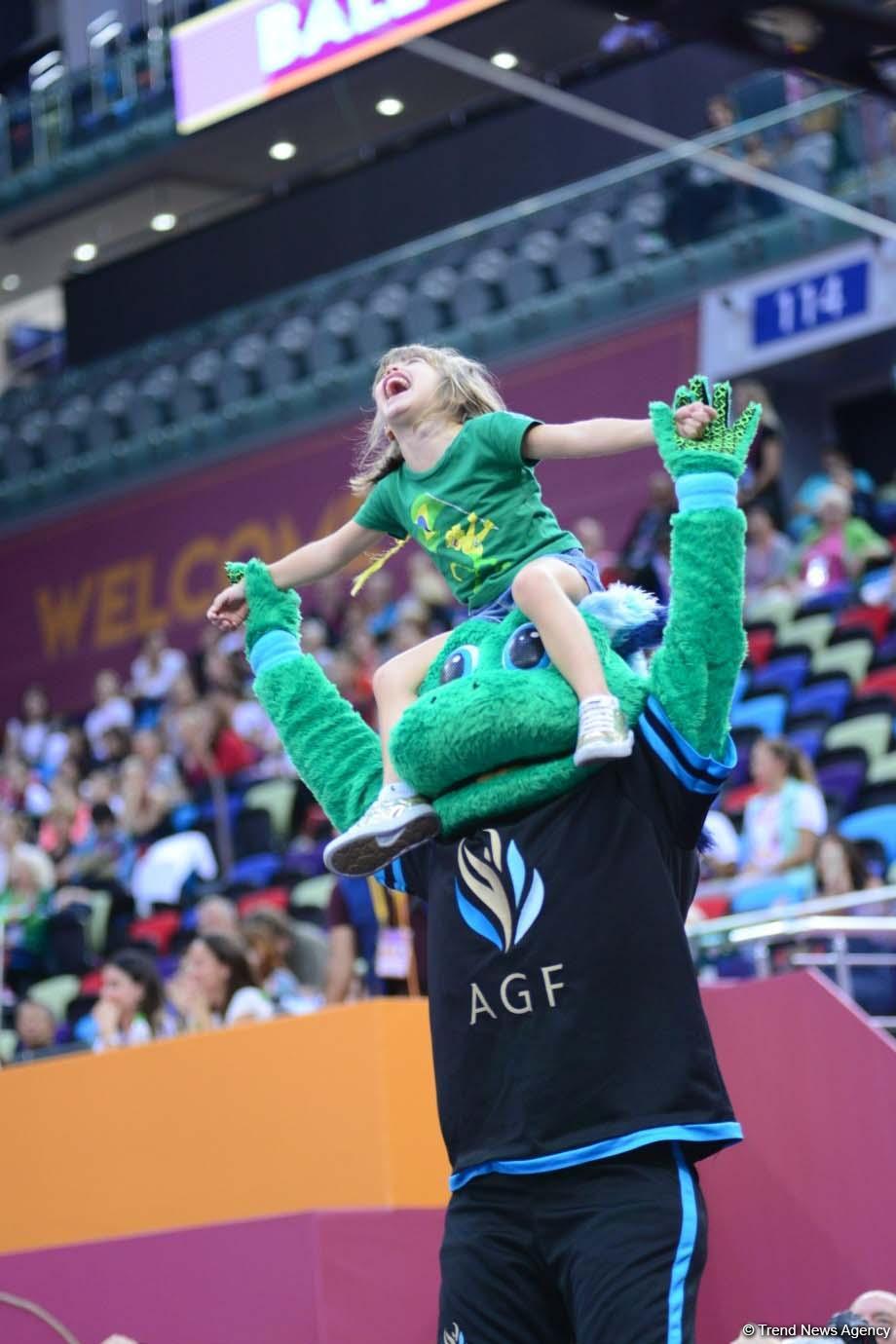 Finals of 37th Rhythmic Gymnastics World Championships kick off in Baku (PHOTO)