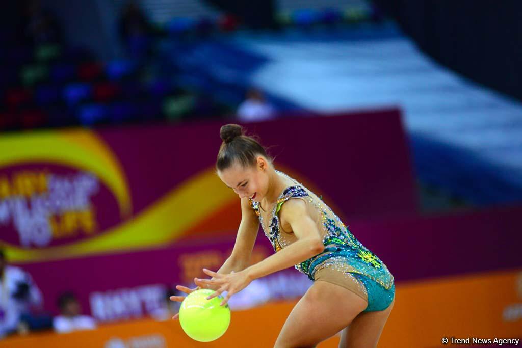 Best moments of 2nd day of Rhythmic Gymnastics World Championships in Baku (PHOTO)