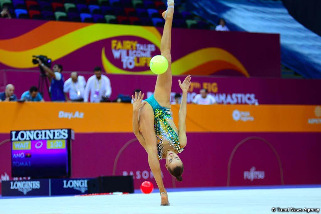 Best moments of 2nd day of Rhythmic Gymnastics World Championships in Baku (PHOTO)