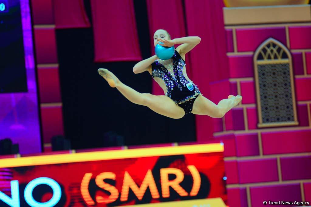 Best moments of 2nd day of Rhythmic Gymnastics World Championships in Baku (PHOTO)