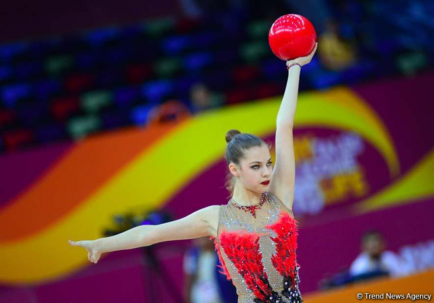 Best moments of 2nd day of Rhythmic Gymnastics World Championships in Baku (PHOTO)