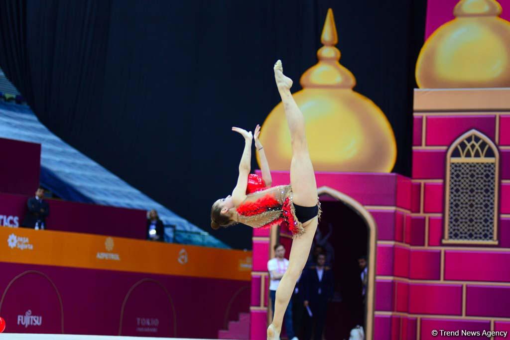 Best moments of 2nd day of Rhythmic Gymnastics World Championships in Baku (PHOTO)