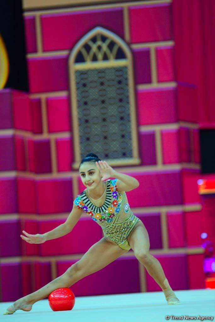Best moments of 2nd day of Rhythmic Gymnastics World Championships in Baku (PHOTO)
