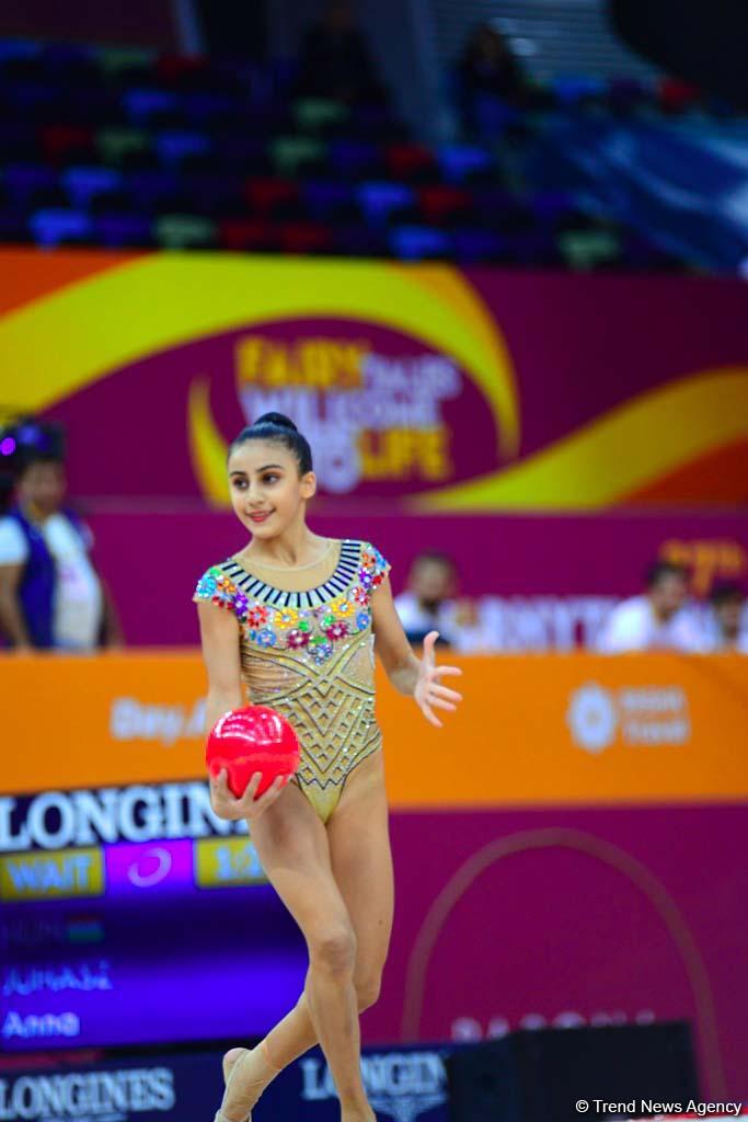 Best moments of 2nd day of Rhythmic Gymnastics World Championships in Baku (PHOTO)
