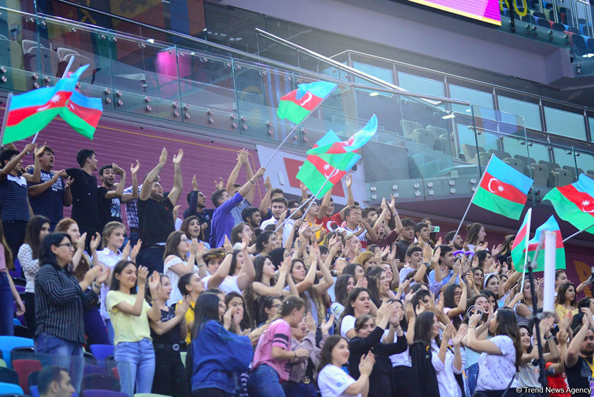 Best moments of Day 3 in 37th Rhythmic Gymnastics World Championships in Baku (PHOTO)