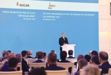President Ilham Aliyev attended ceremony to mark 25th anniversary of Contract of the Century and Oil Workers Day (PHOTO)