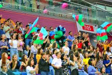 Spectators of World Championships in Baku admire gymnasts’ grace (PHOTO)