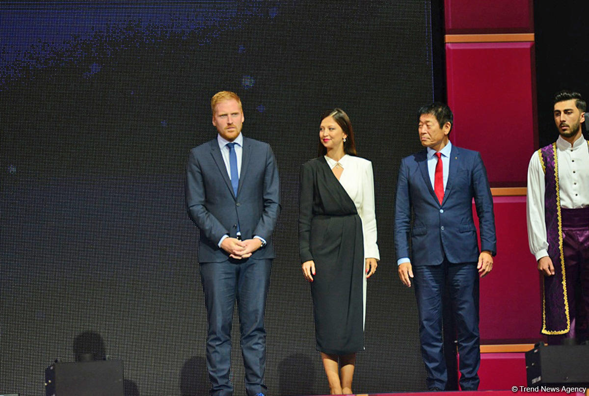 Awarding ceremony of winners of 37th Rhythmic Gymnastics World Championships held in Baku (PHOTO)