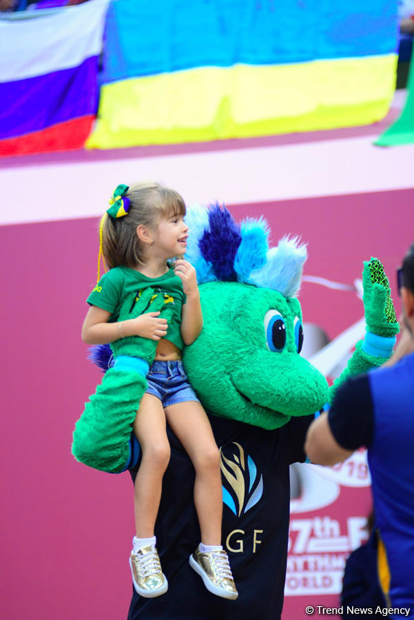 Smiles, joy and delight at 37th Rhythmic Gymnastics World Championships in Baku (PHOTO)