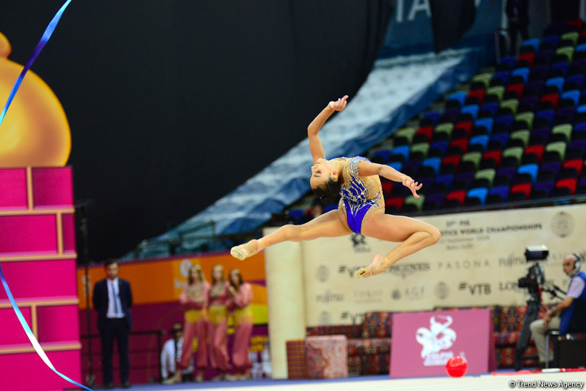All-around finals of 37th Rhythmic Gymnastics World Championships underway in Baku (PHOTO)