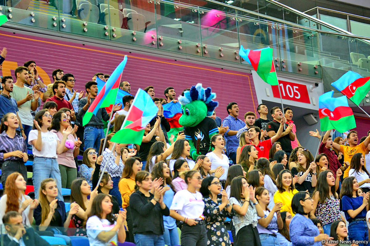 Spectators of World Championships in Baku admire gymnasts’ grace (PHOTO)