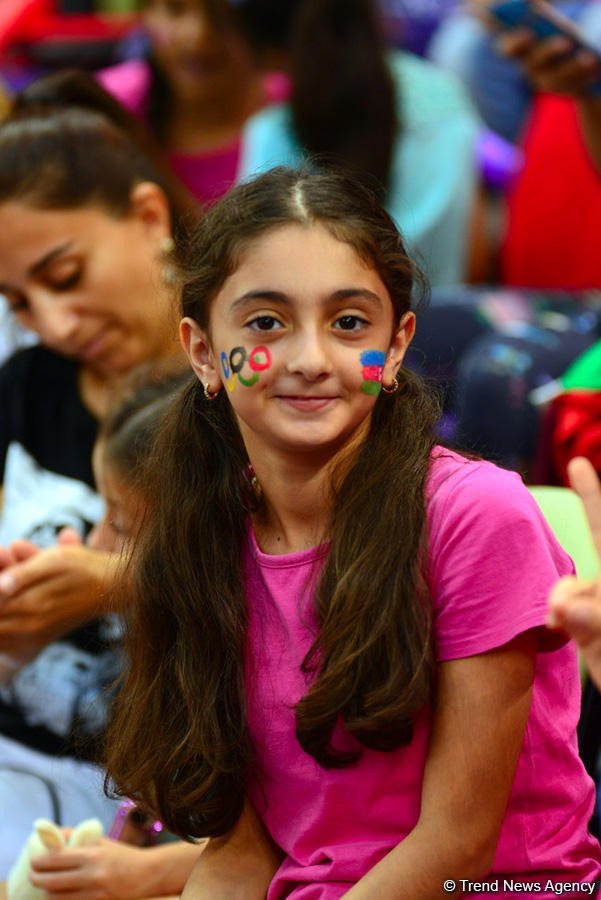 Spectators of World Championships in Baku admire gymnasts’ grace (PHOTO)