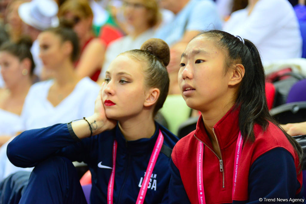 Highlights of World Championships in Baku - spectators in stands (PHOTO)