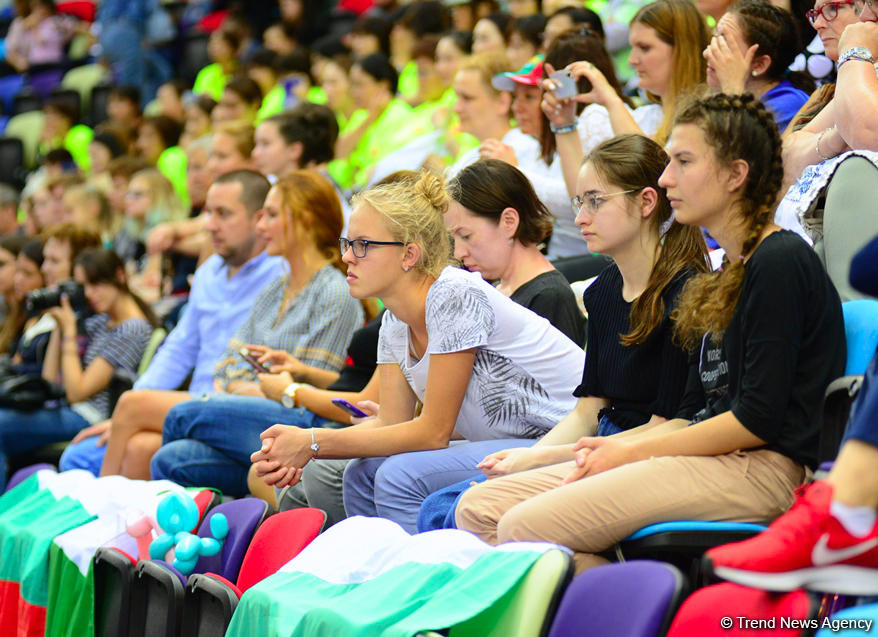 Highlights of World Championships in Baku - spectators in stands (PHOTO)