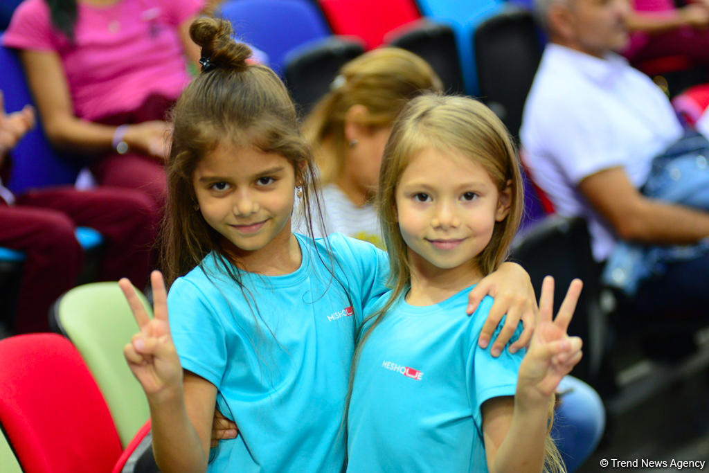 Highlights of World Championships in Baku - spectators in stands (PHOTO)