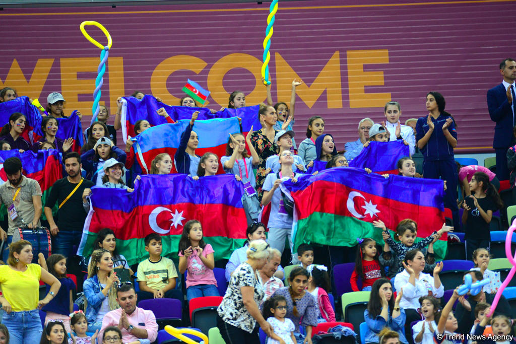 Team competitions in group exercises underway at 37th Rhythmic Gymnastics World Cup in Baku (PHOTO)