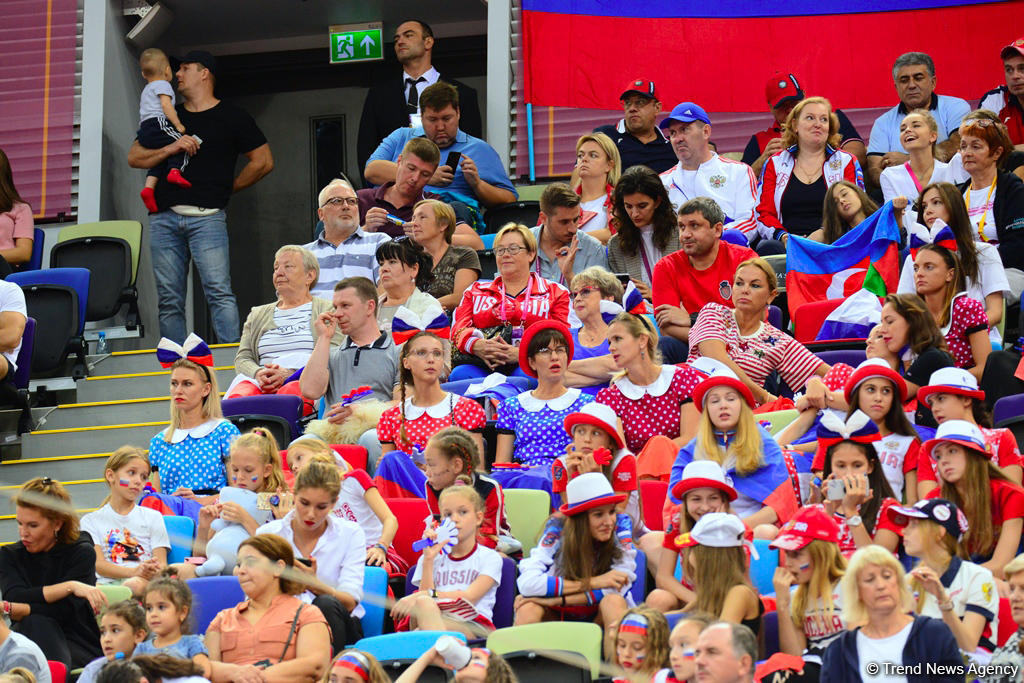 Team competitions in group exercises underway at 37th Rhythmic Gymnastics World Cup in Baku (PHOTO)