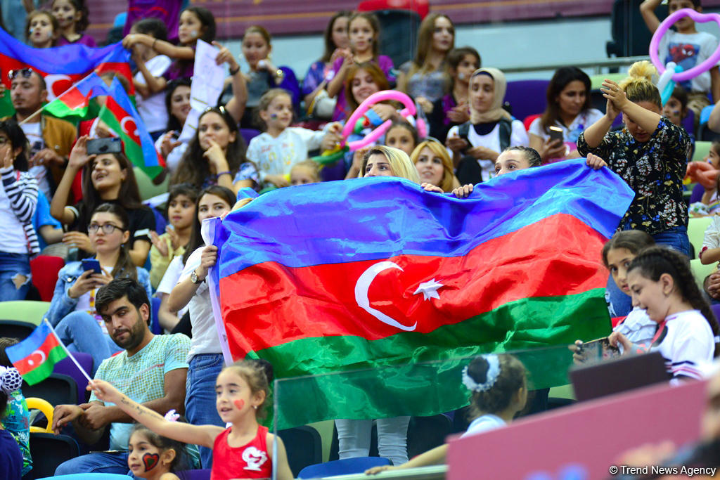 Team competitions in group exercises underway at 37th Rhythmic Gymnastics World Cup in Baku (PHOTO)