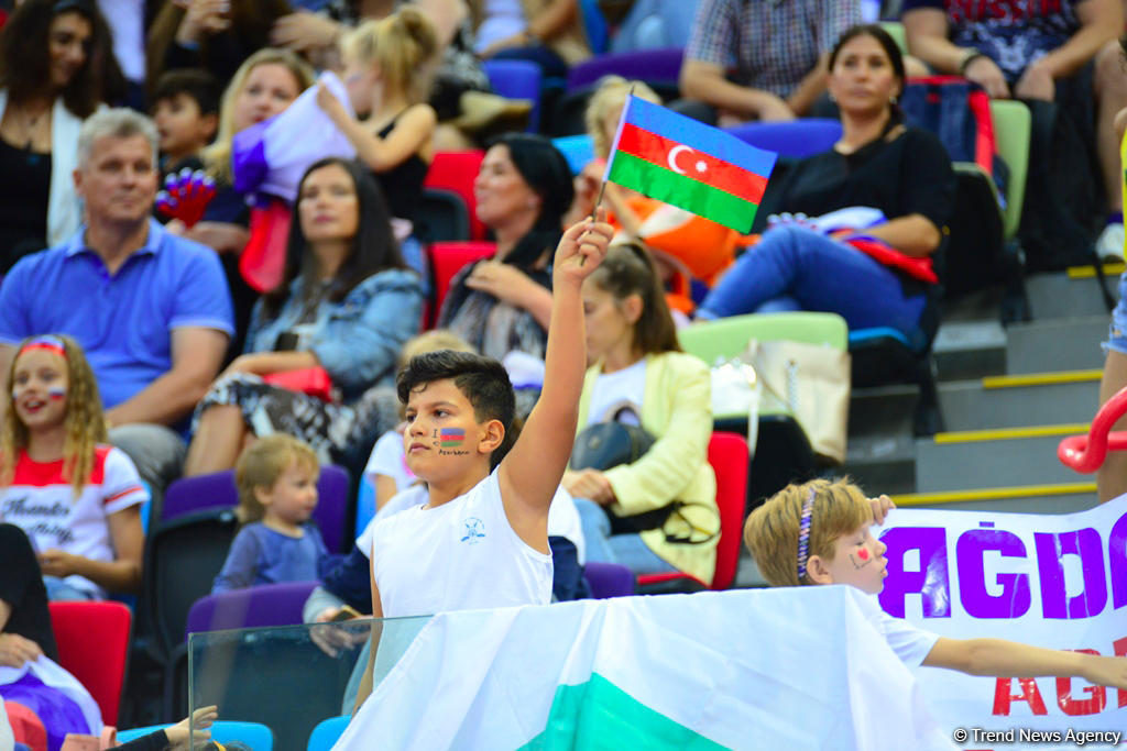 Team competitions in group exercises underway at 37th Rhythmic Gymnastics World Cup in Baku (PHOTO)