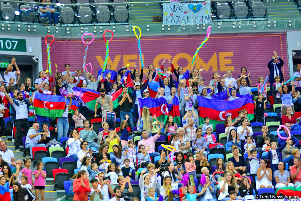 Team competitions in group exercises underway at 37th Rhythmic Gymnastics World Cup in Baku (PHOTO)