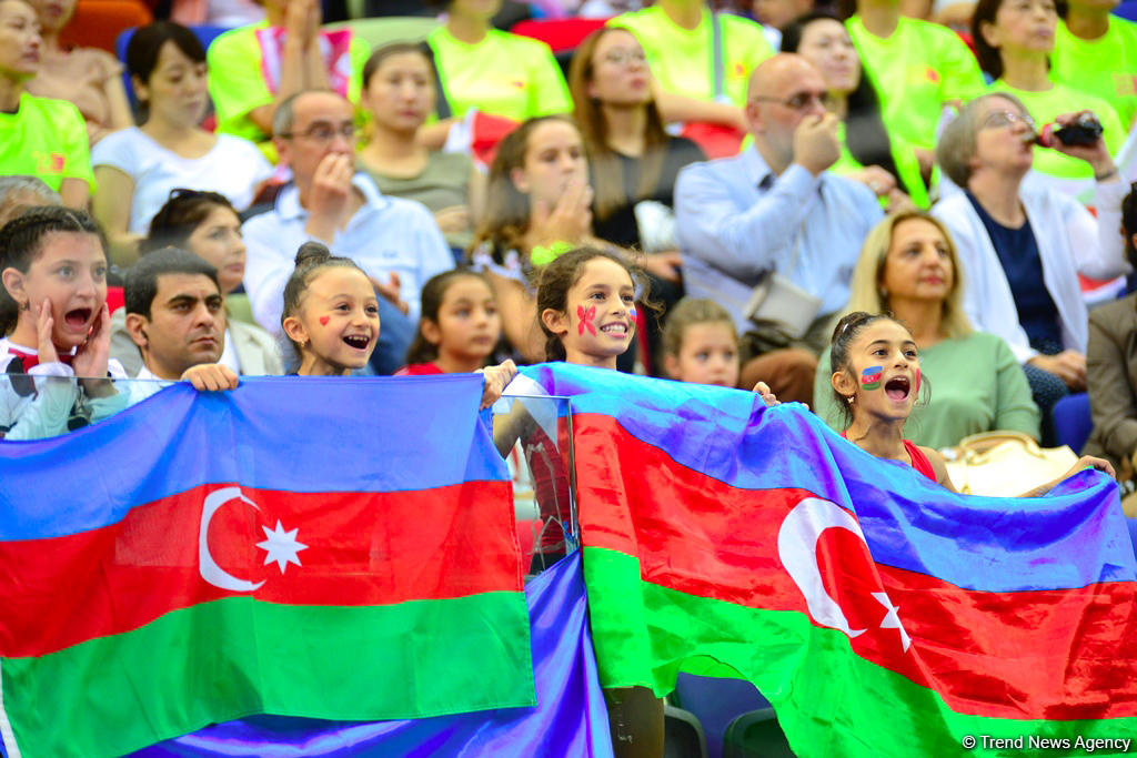 Team competitions in group exercises underway at 37th Rhythmic Gymnastics World Cup in Baku (PHOTO)