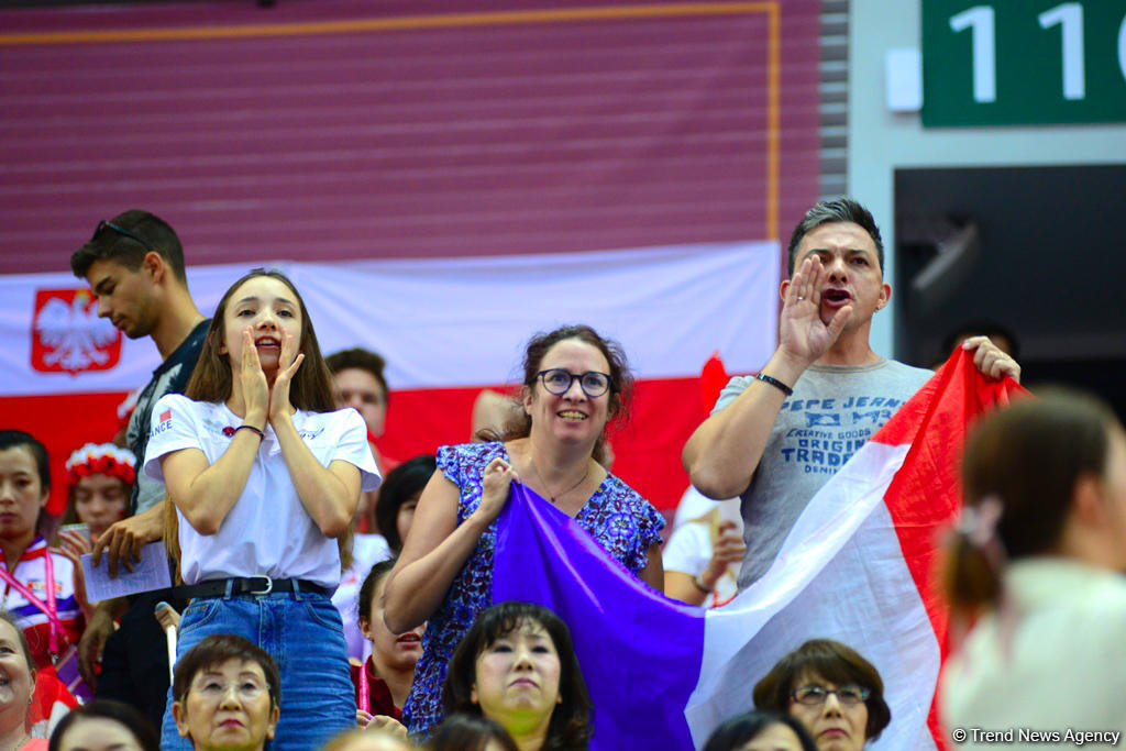 Team competitions in group exercises underway at 37th Rhythmic Gymnastics World Cup in Baku (PHOTO)