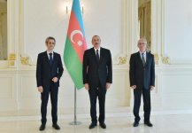 President Ilham Aliyev receives credentials of incoming French ambassador (PHOTO)