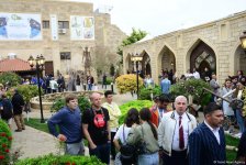 Works of 8th International Exhibition “From Waste to Art” showcased at Nasimi Festival (PHOTO)
