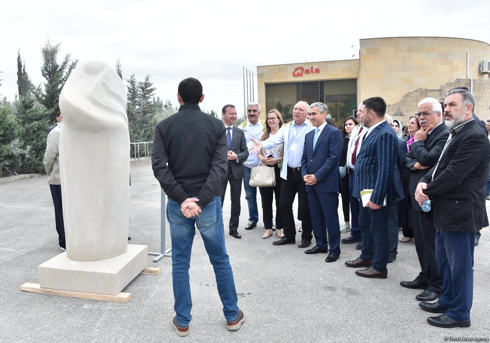 Sculptures by participants of int’l symposium presented as part of Nasimi Festival (PHOTO)