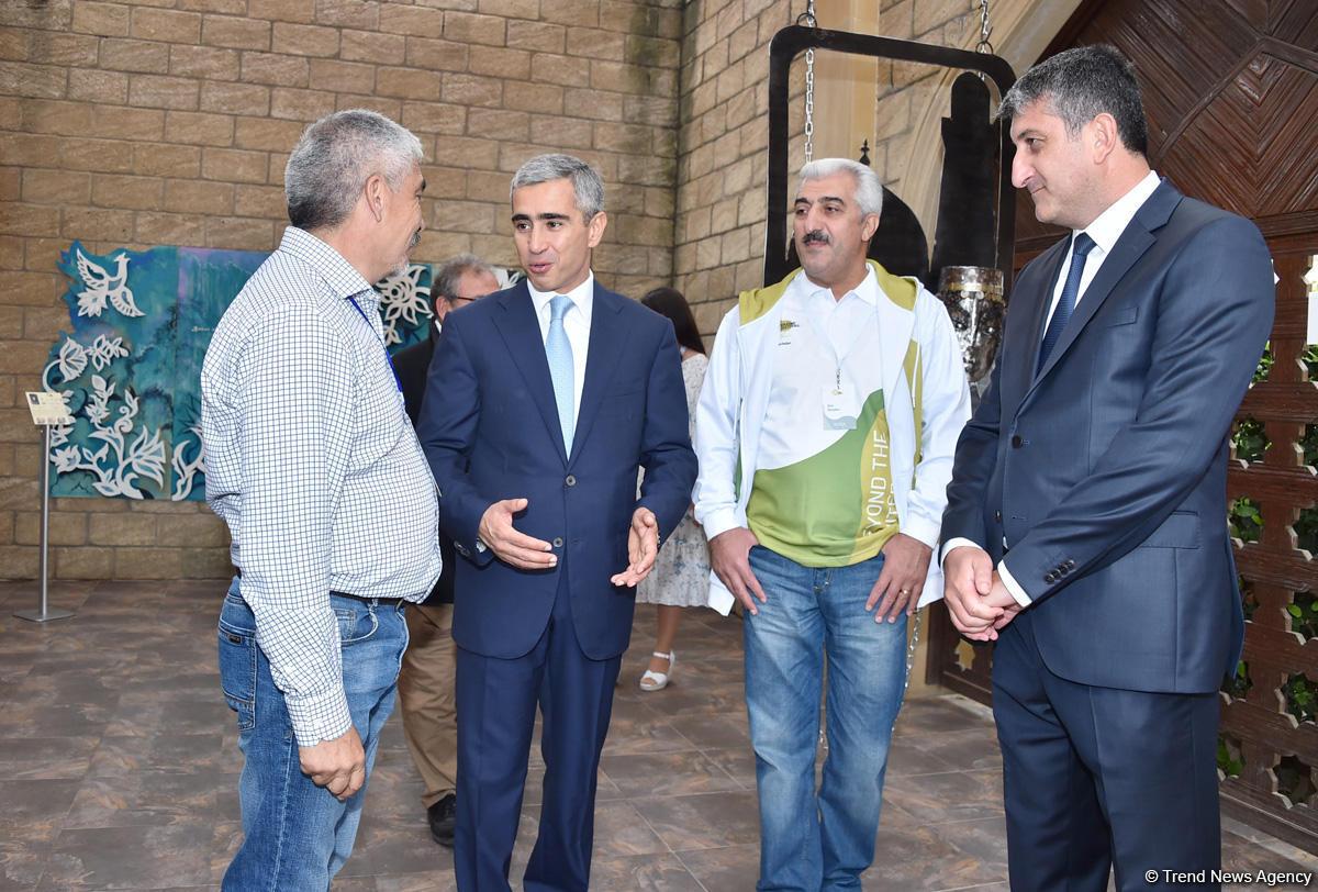 Works of 8th International Exhibition “From Waste to Art” showcased at Nasimi Festival (PHOTO)