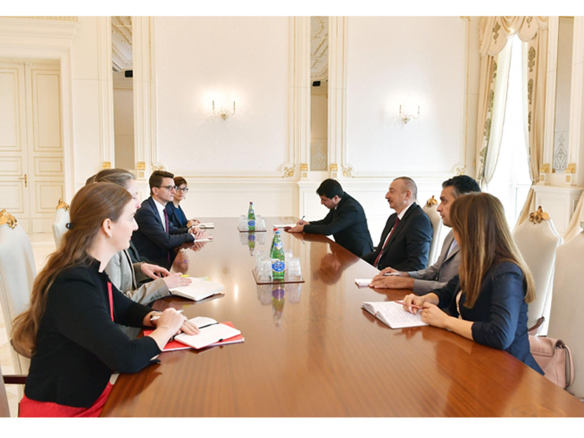 President Ilham Aliyev receives delegation led by president of Swiss Council of States (PHOTO)