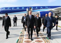 Azerbaijani president arrives in Turkmenistan for working visit (PHOTO)