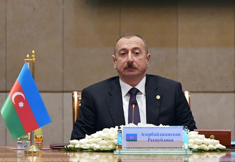 President Ilham Aliyev attends expanded session of CIS Heads of State Council in Ashgabat (PHOTO)