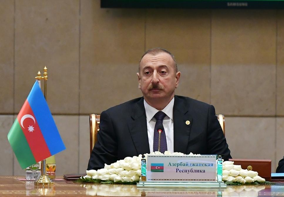 President Ilham Aliyev attends expanded session of CIS Heads of State Council in Ashgabat (PHOTO)