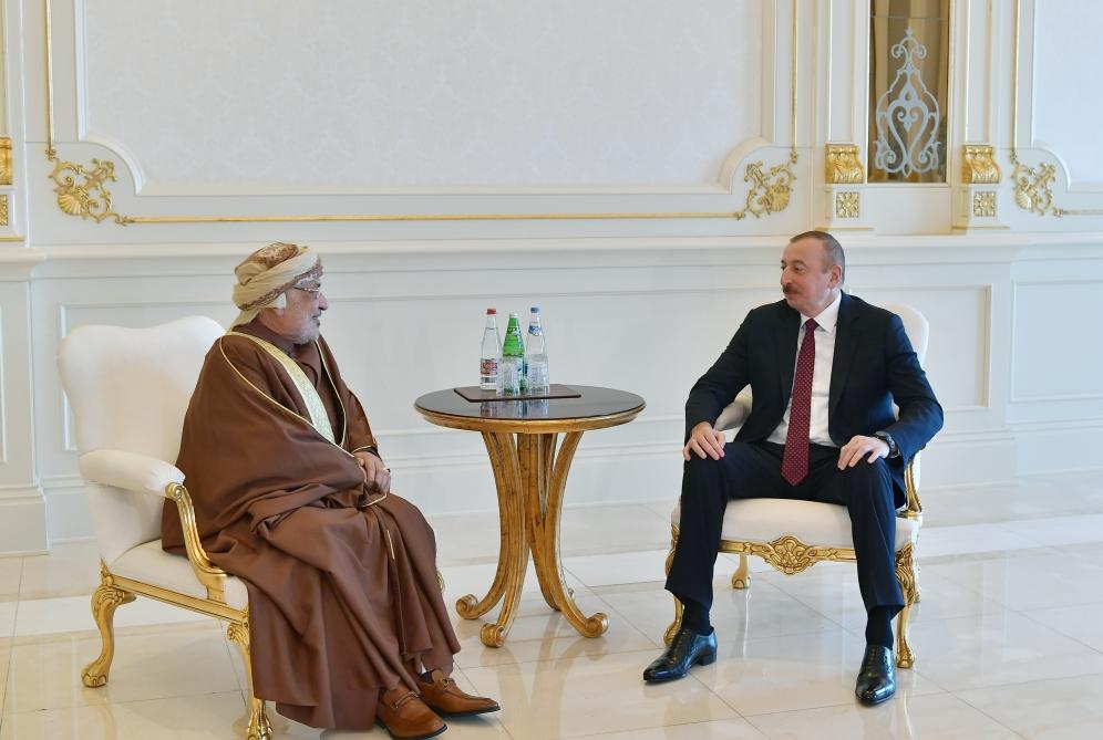 President Ilham Aliyev receives delegation led by President of Oman State Council (PHOTO)