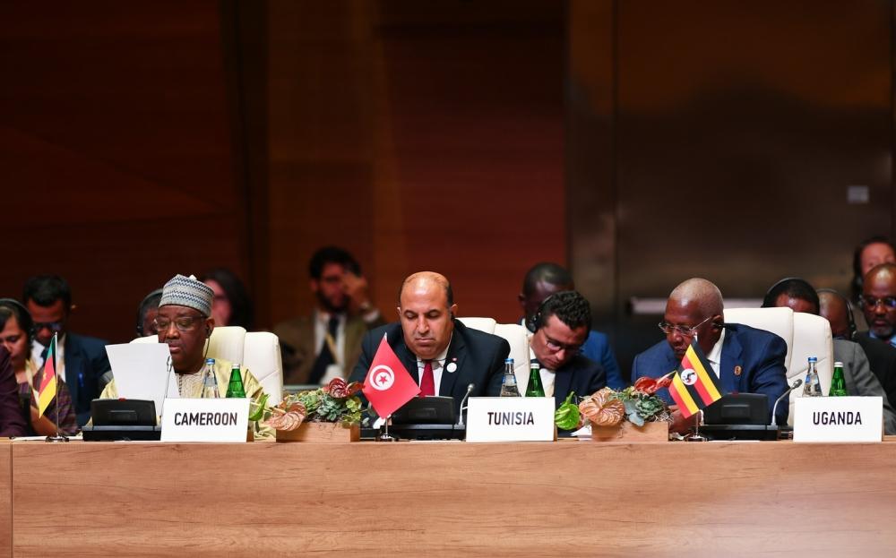 Azerbaijani president participates in 18th Summit of Non-Aligned Movement in Baku (PHOTO)