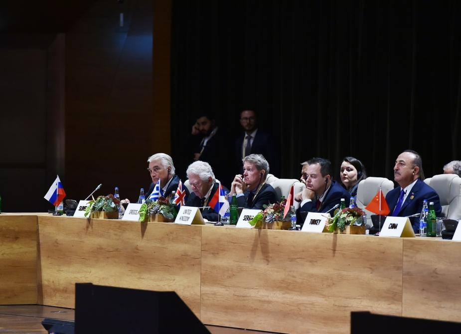 Azerbaijani president participates in 18th Summit of Non-Aligned Movement in Baku (PHOTO)