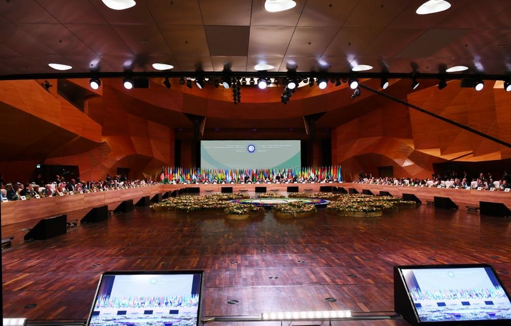 Azerbaijani president participates in 18th Summit of Non-Aligned Movement in Baku (PHOTO)