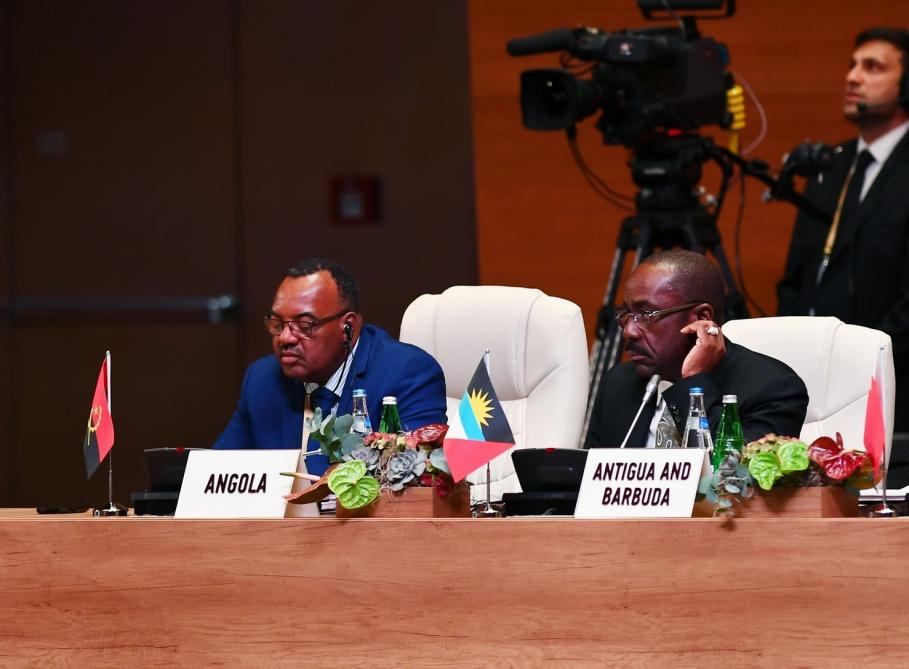 Azerbaijani president participates in 18th Summit of Non-Aligned Movement in Baku (PHOTO)
