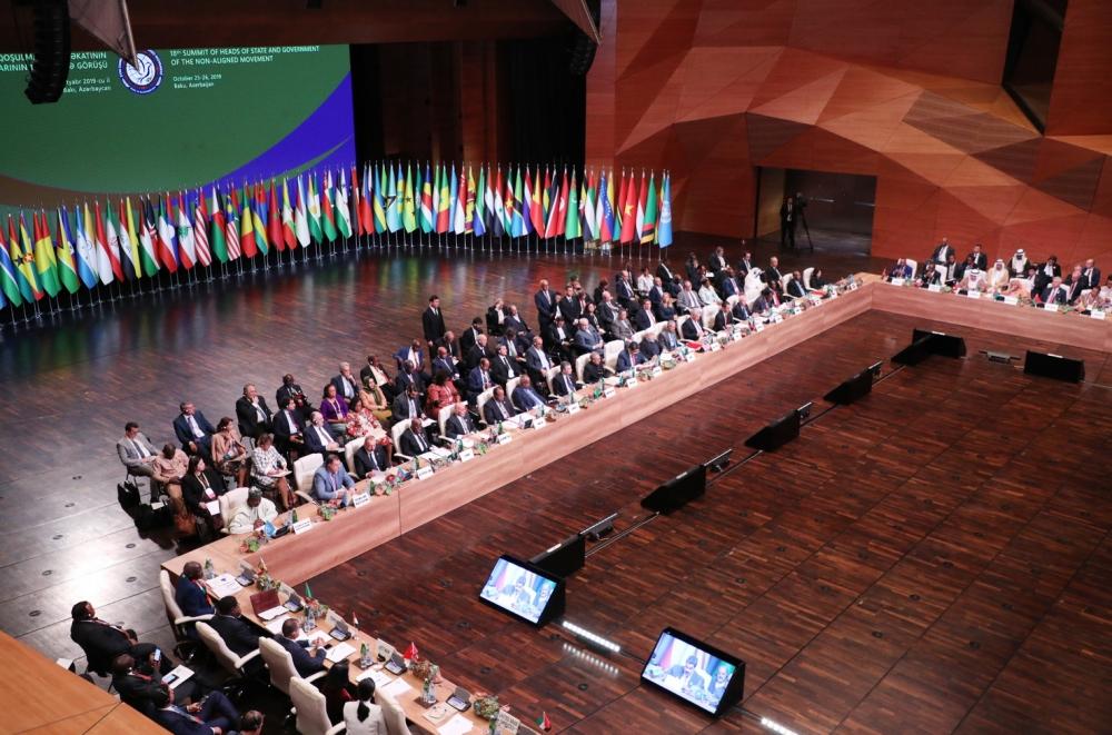 Azerbaijani president participates in 18th Summit of Non-Aligned Movement in Baku (PHOTO)