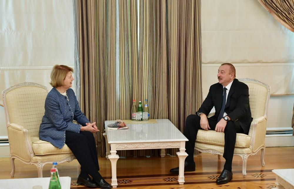 President Ilham Aliyev receives delegation led by UK Prime Minister's Trade Envoy to Azerbaijan (PHOTO)
